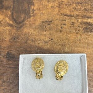 1928 Gold Clip-On Earrings
